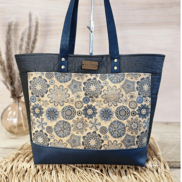 Jasmin bag in Apple Skin, Piñatex and Cork