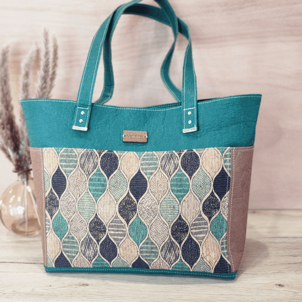 Jasmin bag in Piñatex and cork