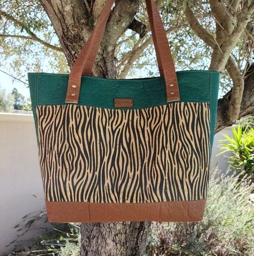 Jasmin bag in Piñatex (Piñatex) and cork