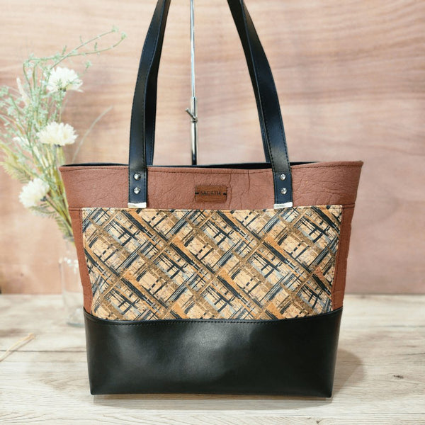 Jasmin bag in Apple Skin, Piñatex and Cork